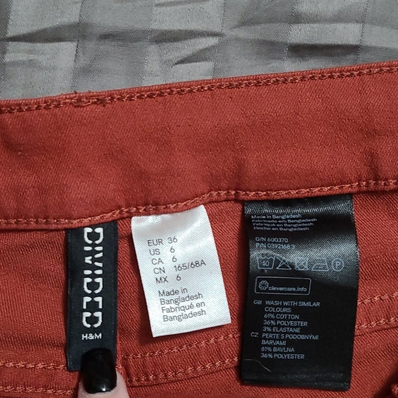 H&M shorts - Picture 2 of 3